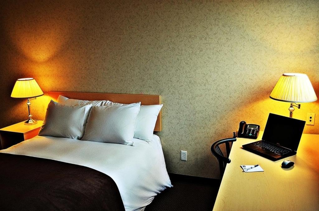 Residence & Conference Centre - Ottawa Downtown Номер фото